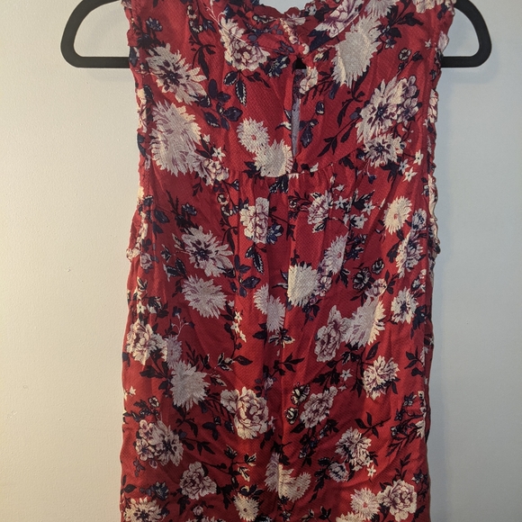 Sleeveless floral top - Picture 2 of 3